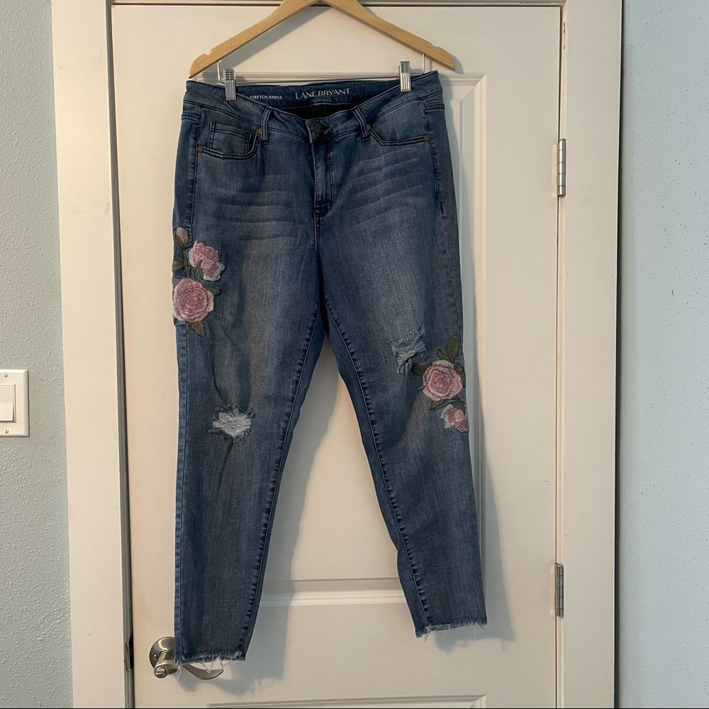 Lane Bryant size 16 stretchy jeans